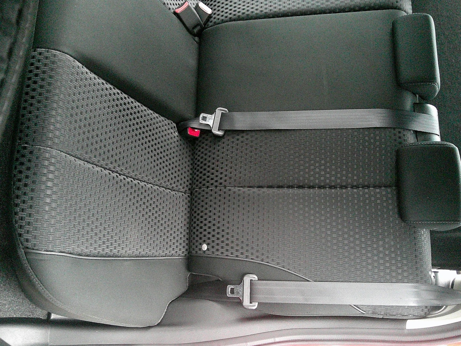 Used Mazda Mazda2 2014 for sale - 76211849: Photo 24