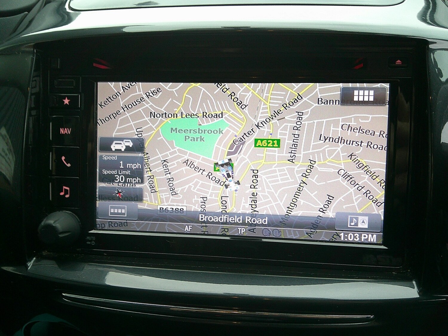 Used Mazda Mazda2 2014 for sale - 76211849: Photo 28