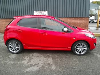 Used Mazda Mazda2 2014 for sale - 76211849: Photo 2