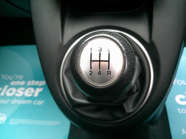 Used Mazda Mazda2 2014 for sale - 76211849: Photo 32