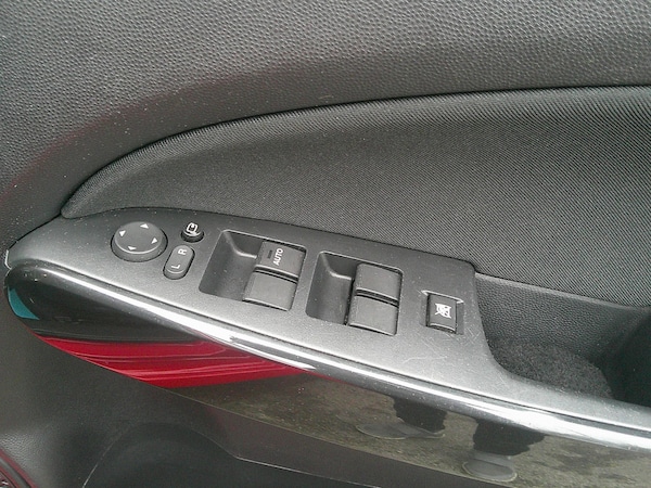 Used Mazda Mazda2 2014 for sale - 76211849: Photo 36