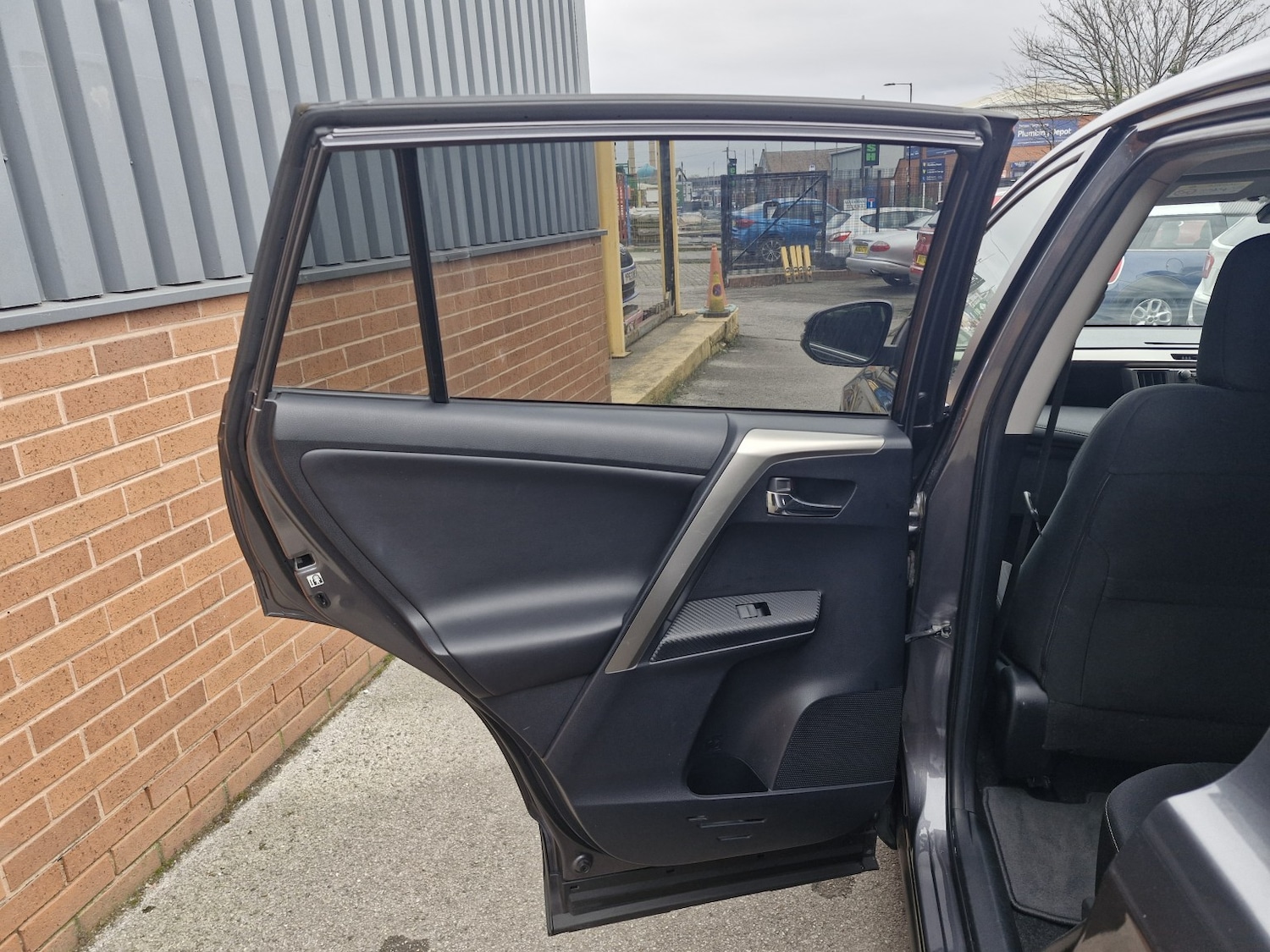 Used Toyota RAV4 2013 for sale - 77622525: Photo 16