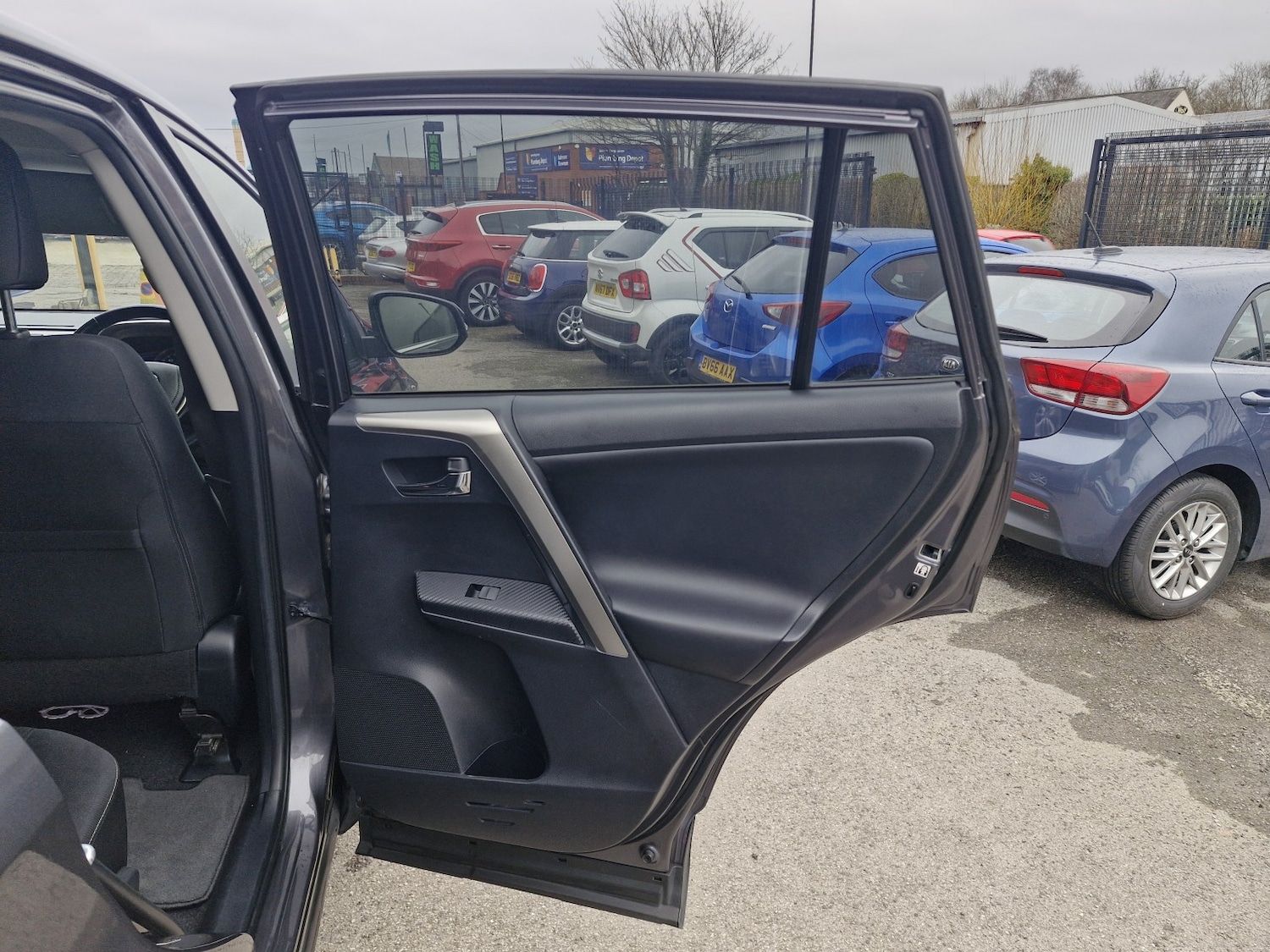 Used Toyota RAV4 2013 for sale - 77622525: Photo 18