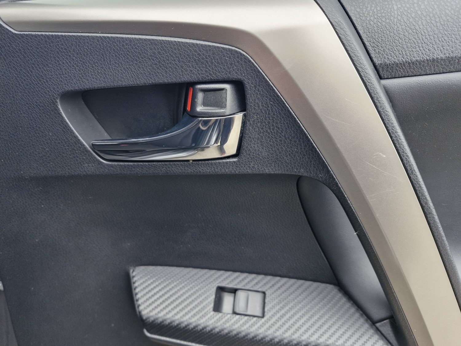 Used Toyota RAV4 2013 for sale - 77622525: Photo 50