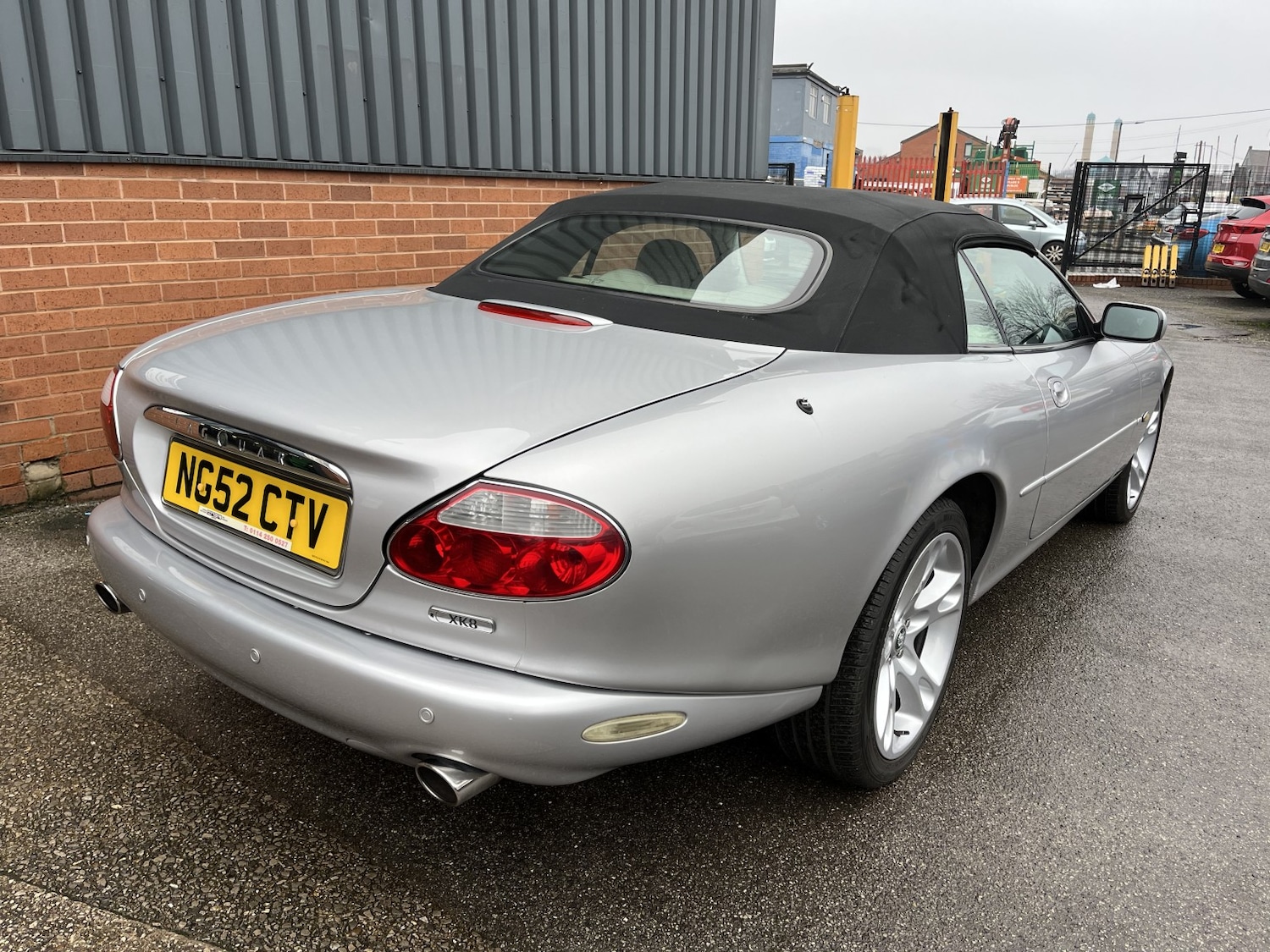 Used Jaguar XK8 2002 for sale - 77423381: Photo 3