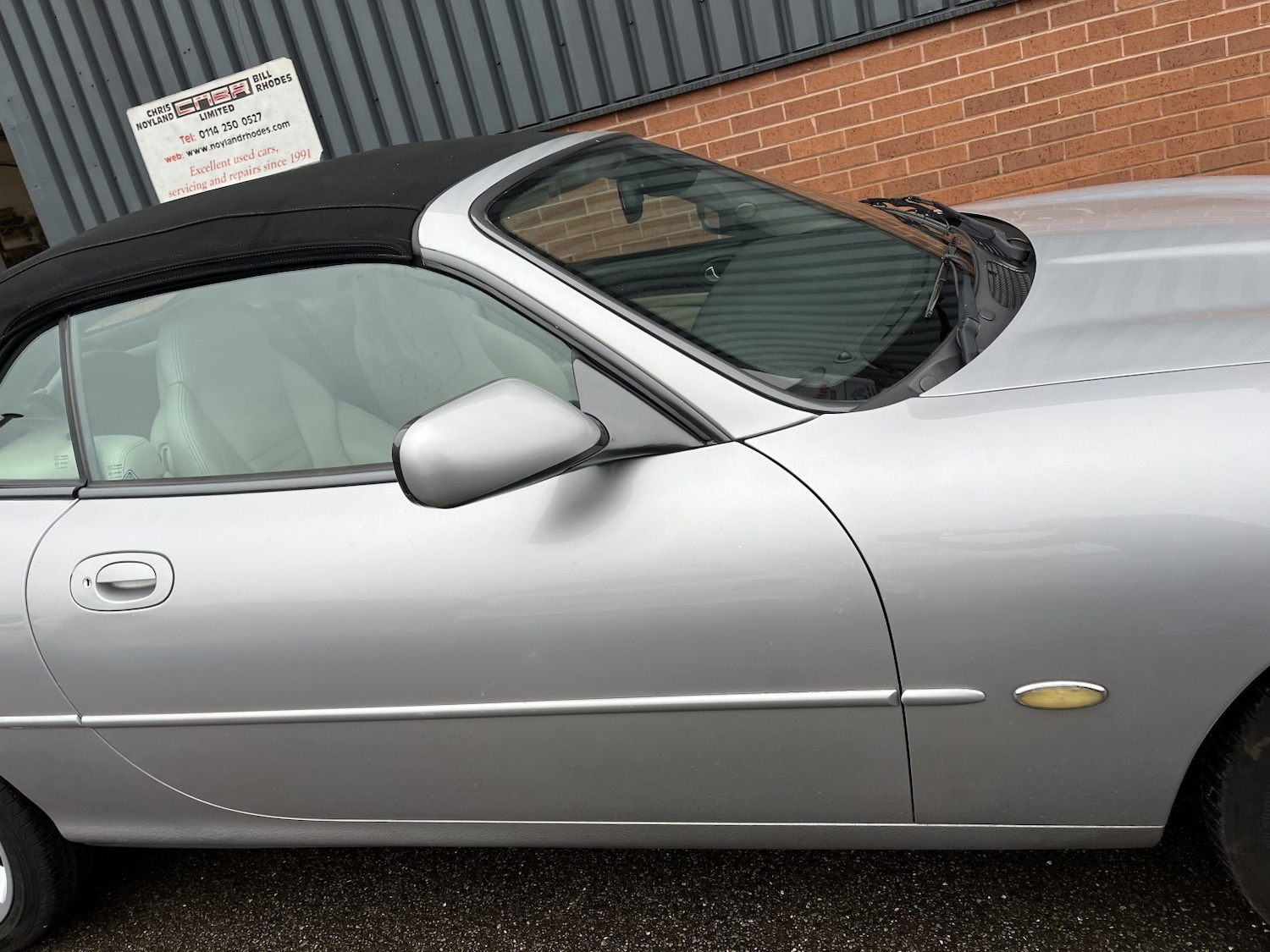 Used Jaguar XK8 2002 for sale - 77423381: Photo 9