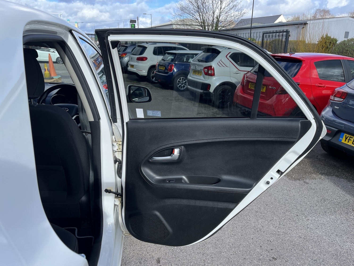 Used Kia Picanto 2015 for sale - 78018453: Photo 17