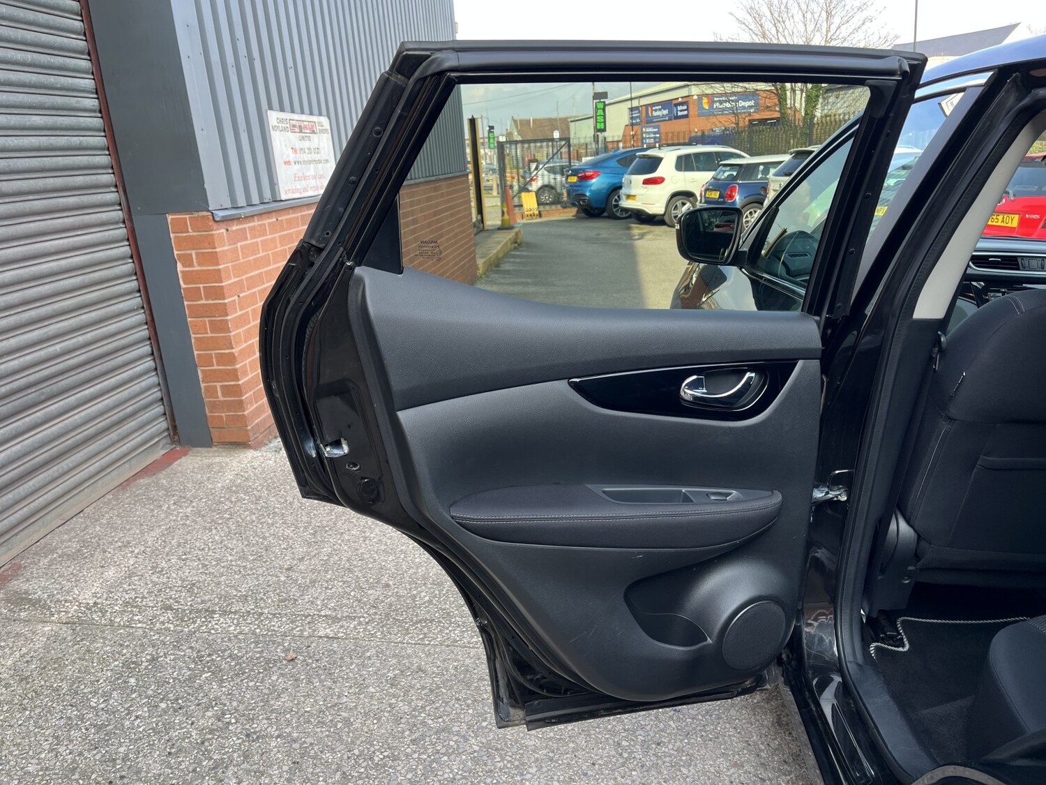 Used Nissan Qashqai 2015 for sale - 78182799: Photo 15