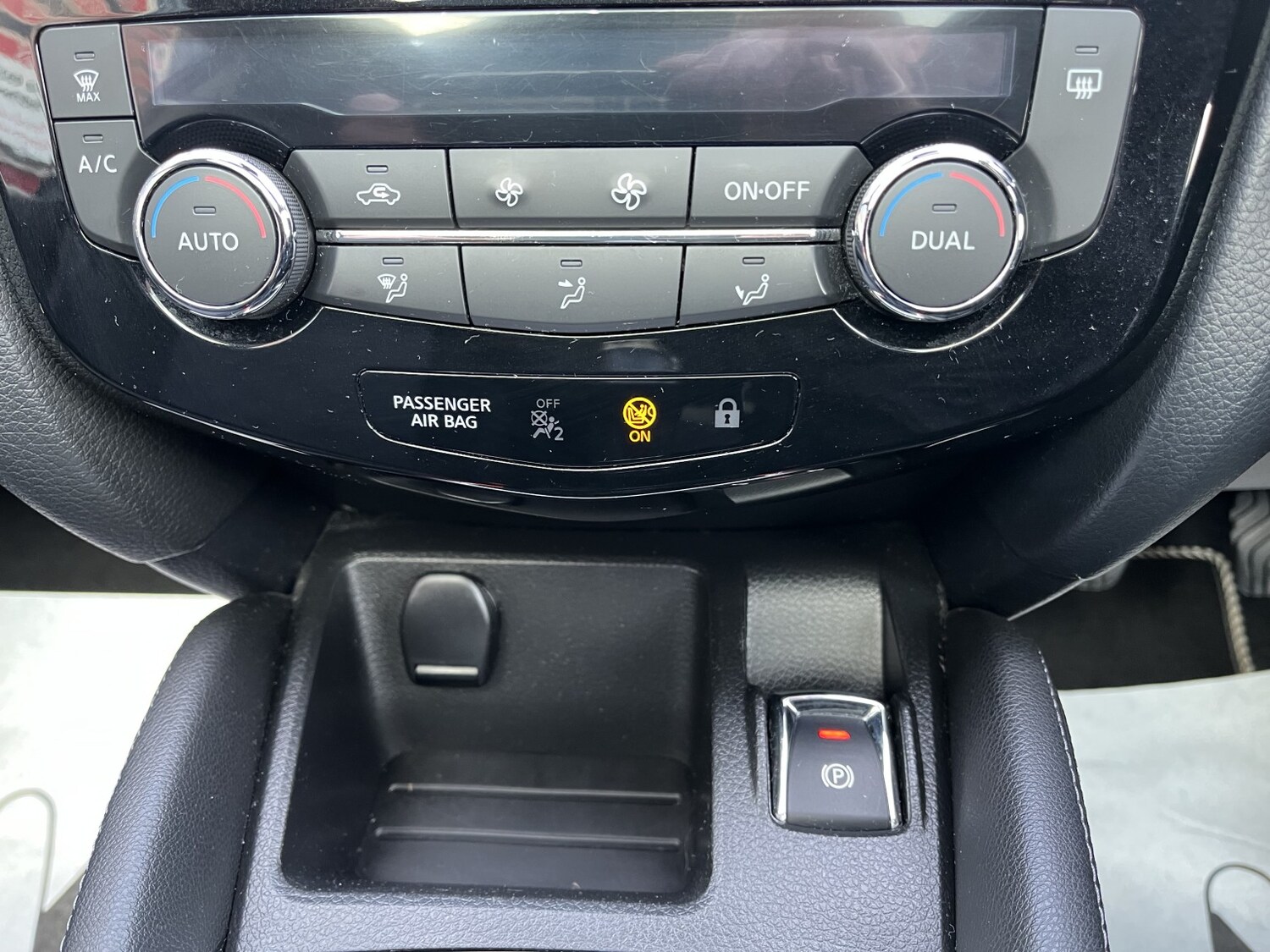 Used Nissan Qashqai 2015 for sale - 78182799: Photo 33