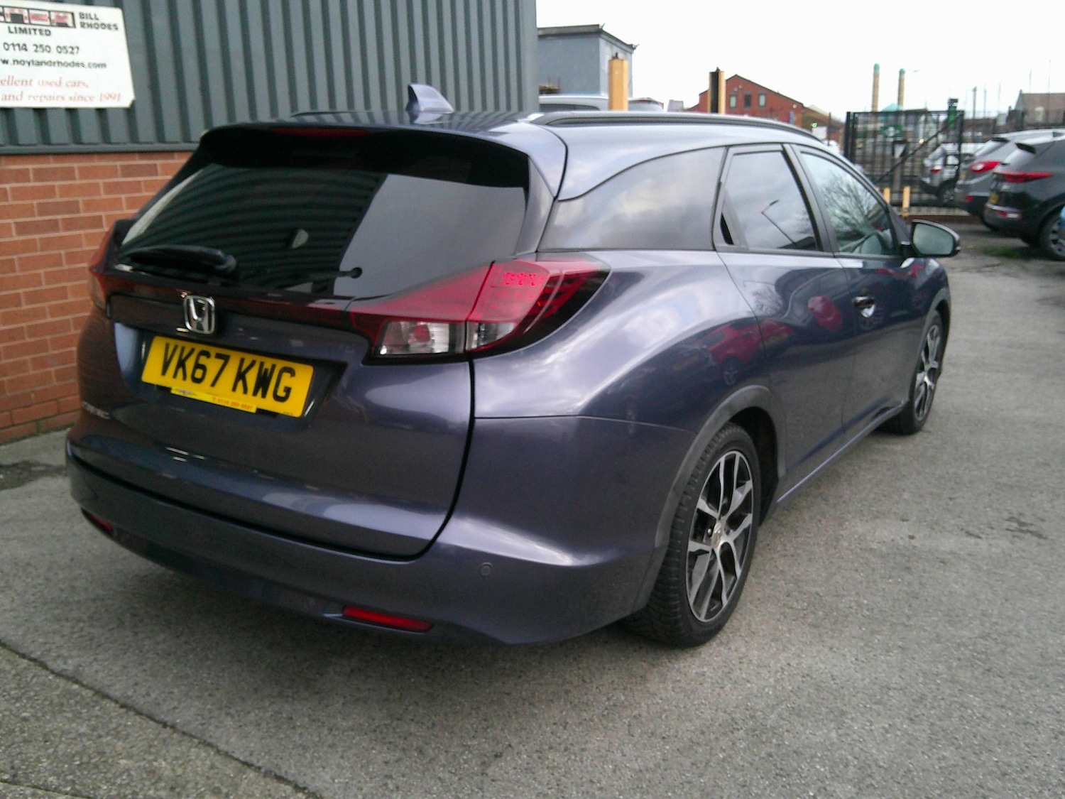 Used Honda Civic 2017 for sale - 76837099: Photo 3