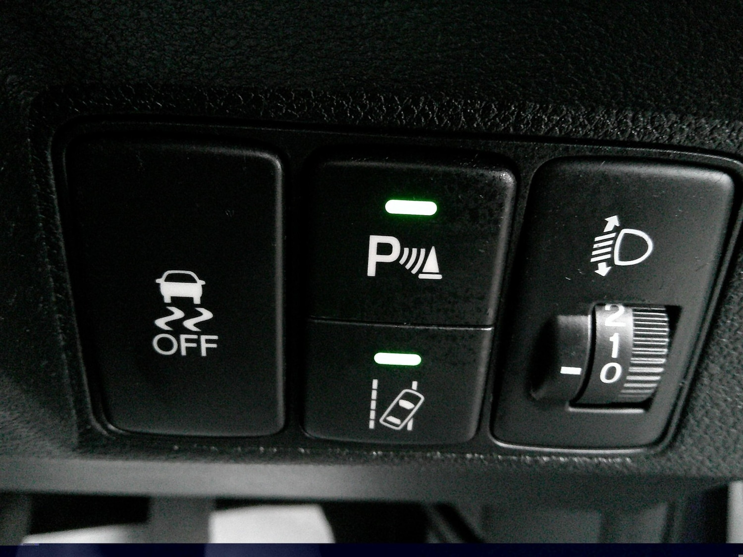 Used Honda Civic 2017 for sale - 76837099: Photo 40