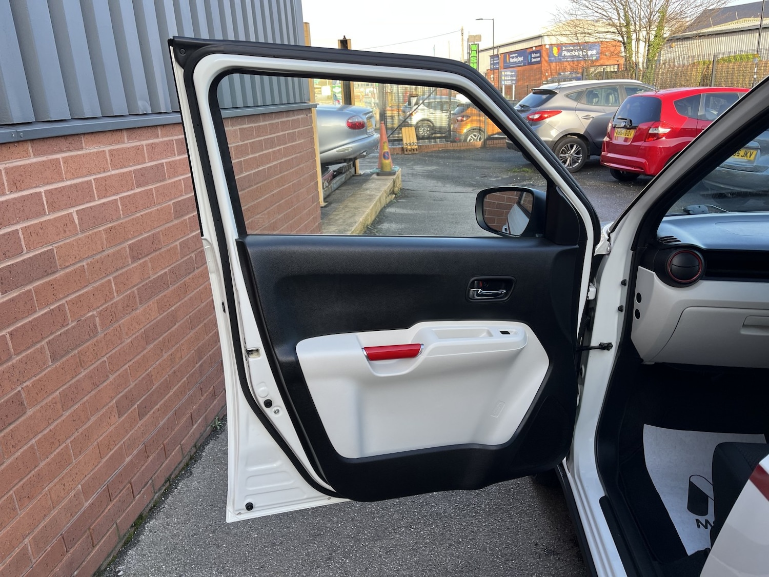 Used Suzuki Ignis 2018 for sale - 77213507: Photo 15