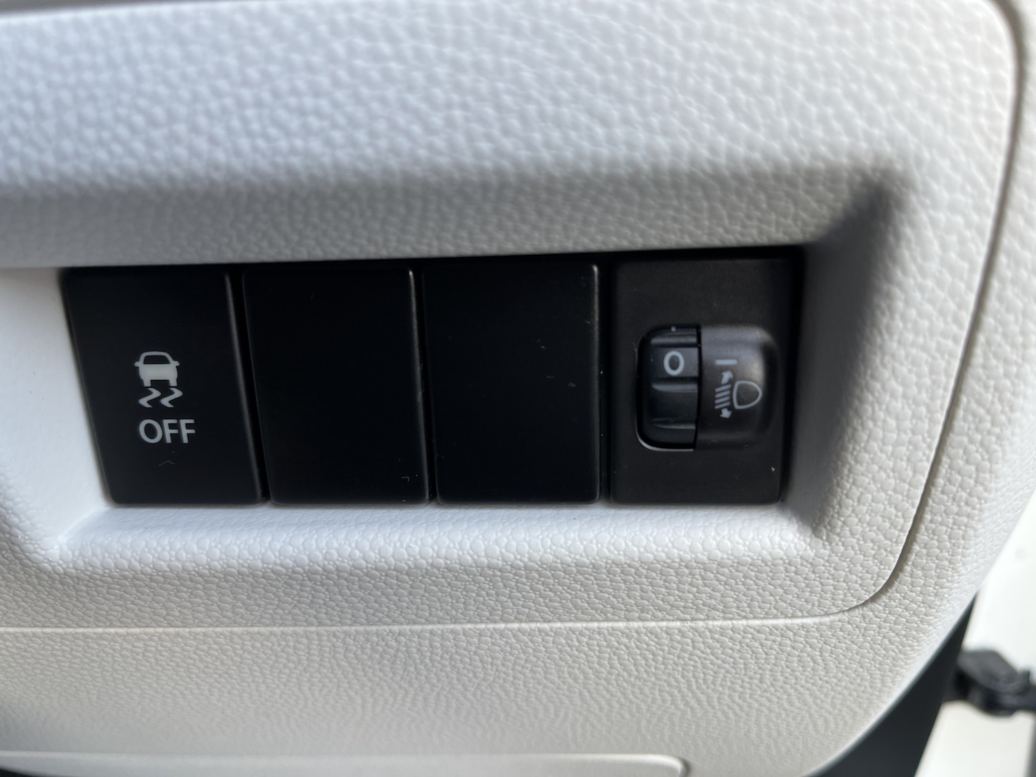 Used Suzuki Ignis 2018 for sale - 77213507: Photo 37