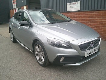 Used Volvo V40 Cross Country 2015 for sale - 75550274: Photo