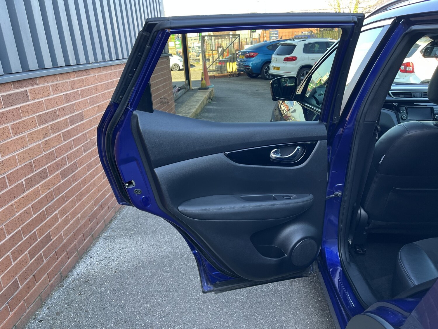 Used Nissan Qashqai 2017 for sale - 78182837: Photo 15