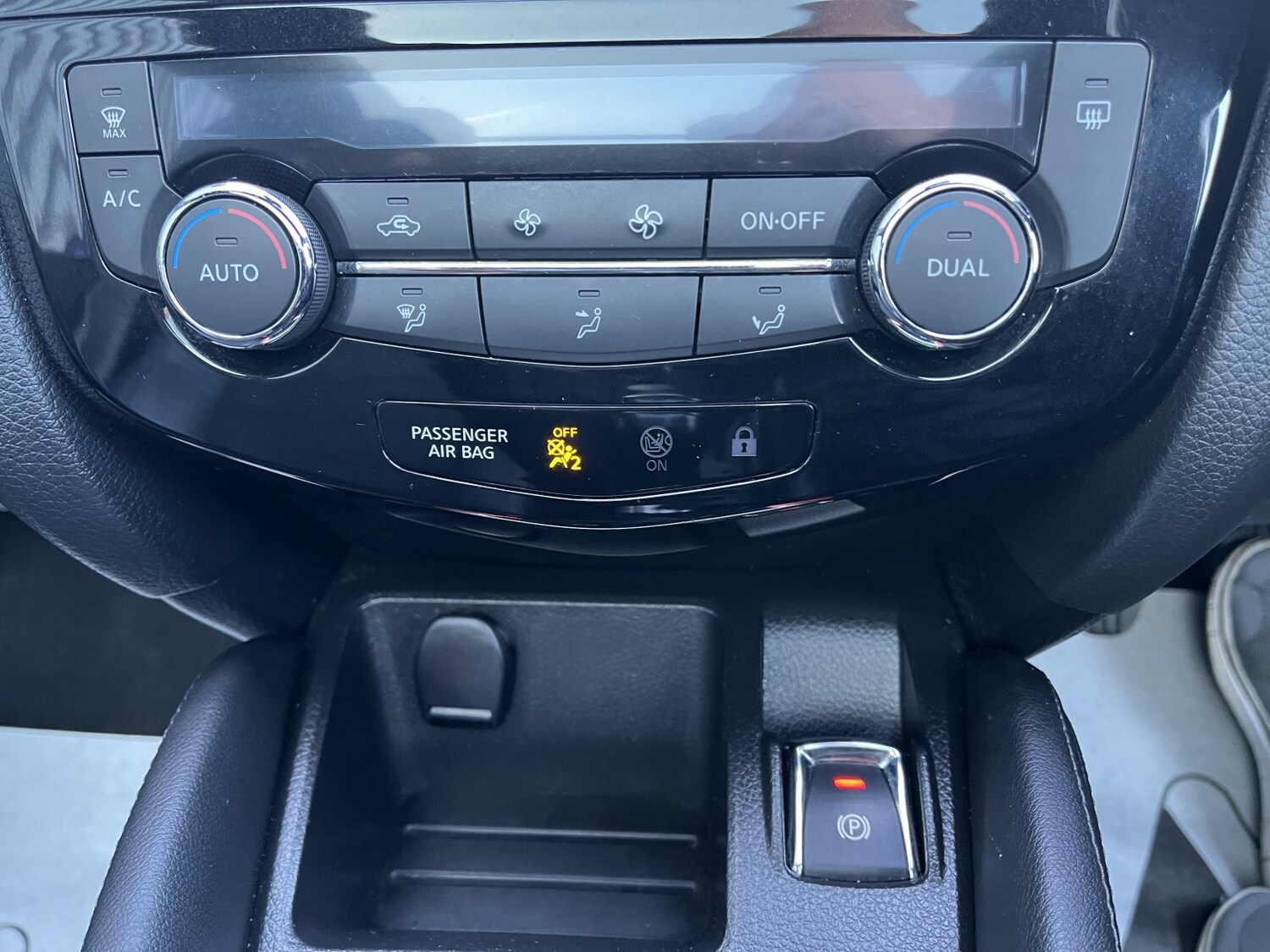 Used Nissan Qashqai 2017 for sale - 78182837: Photo 34