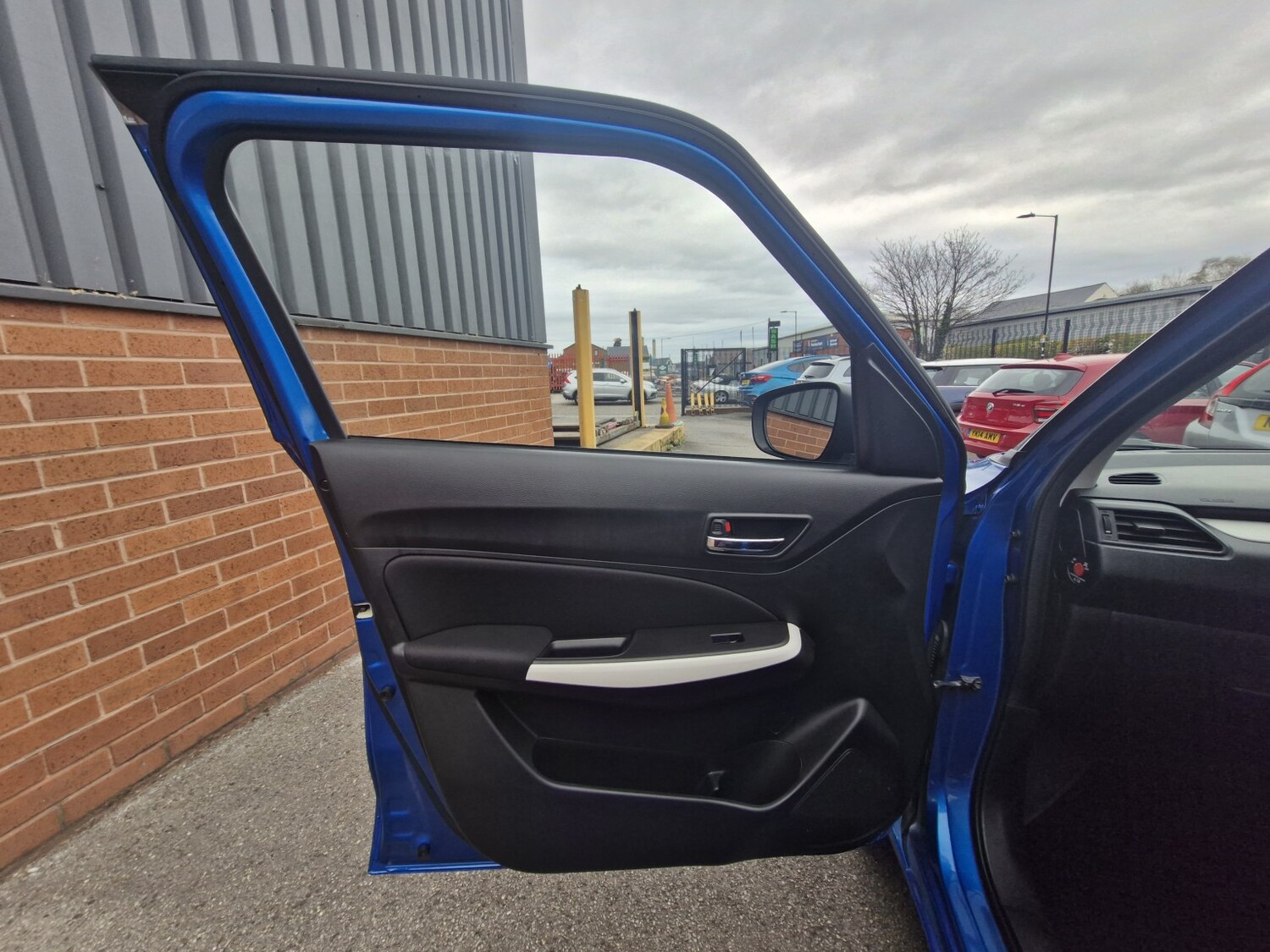 Used Suzuki Swift 2018 for sale - 78155446: Photo 15