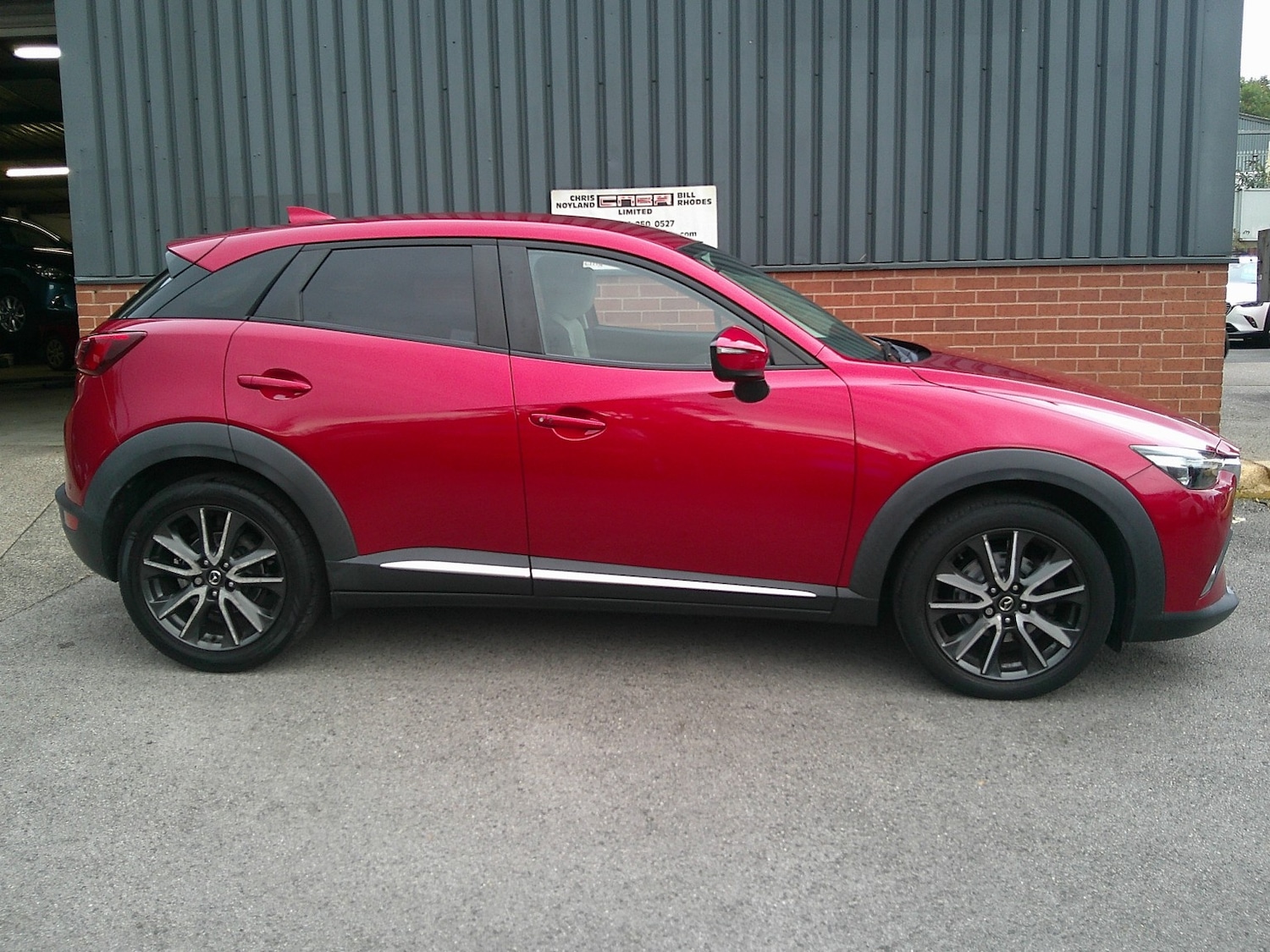 Used Mazda CX-3 2016 for sale - 76164629: Photo 2