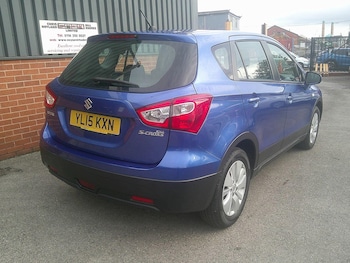 Used Suzuki SX4 S-Cross 2015 for sale - 76107195: Photo 3