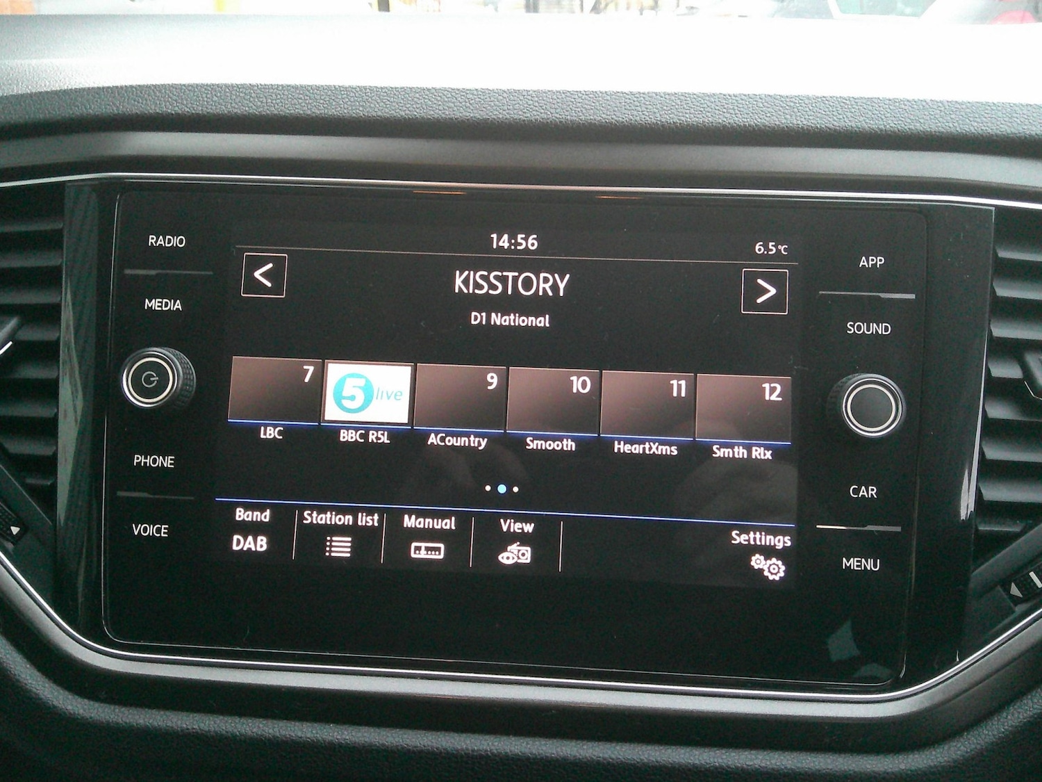 Used Volkswagen T-Roc 2018 for sale - 76656142: Photo 19