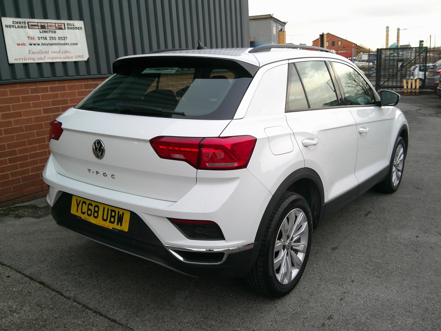 Used Volkswagen T-Roc 2018 for sale - 76656142: Photo 4
