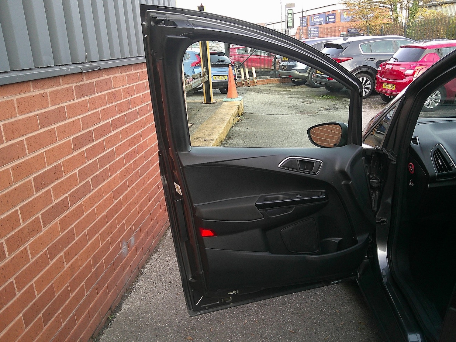 Used Ford B-MAX 2015 for sale - 76547875: Photo 14