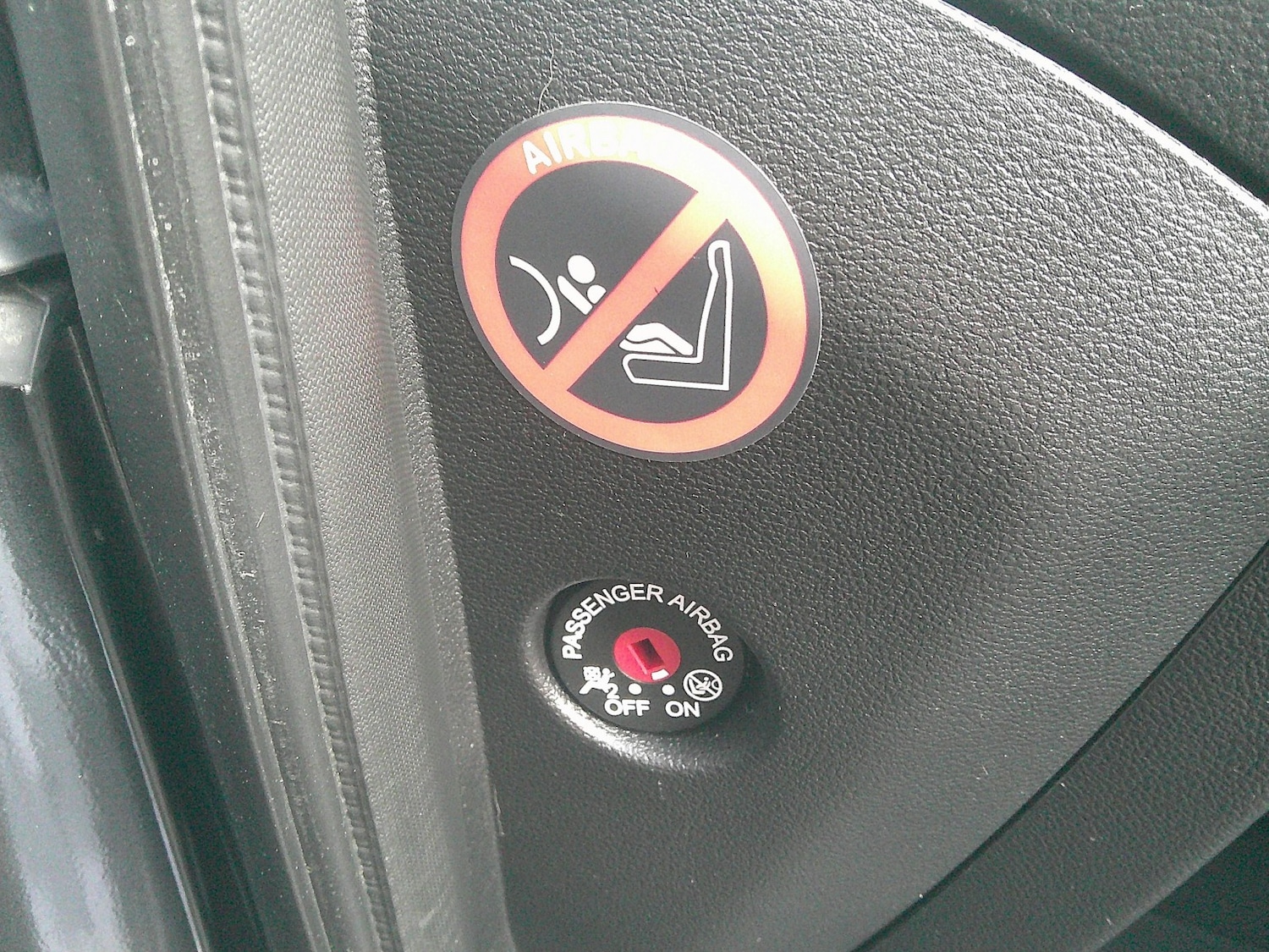 Used Ford B-MAX 2015 for sale - 76547875: Photo 25