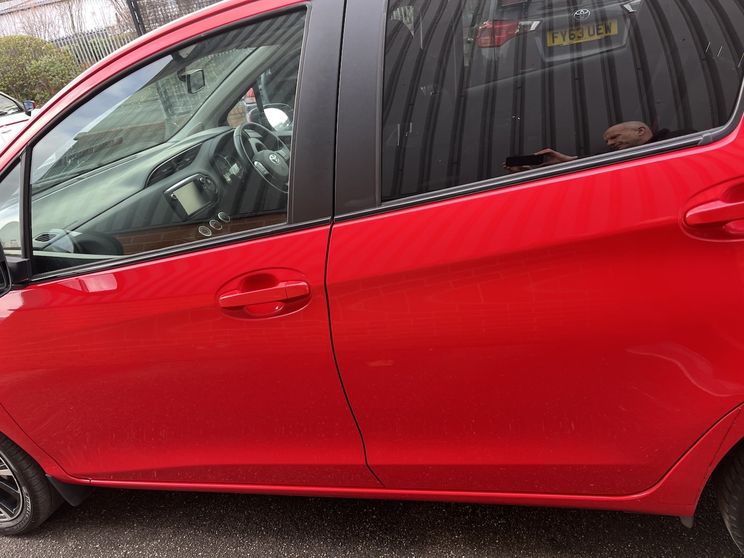 Used Toyota Yaris 2015 for sale - 77864878: Photo 12