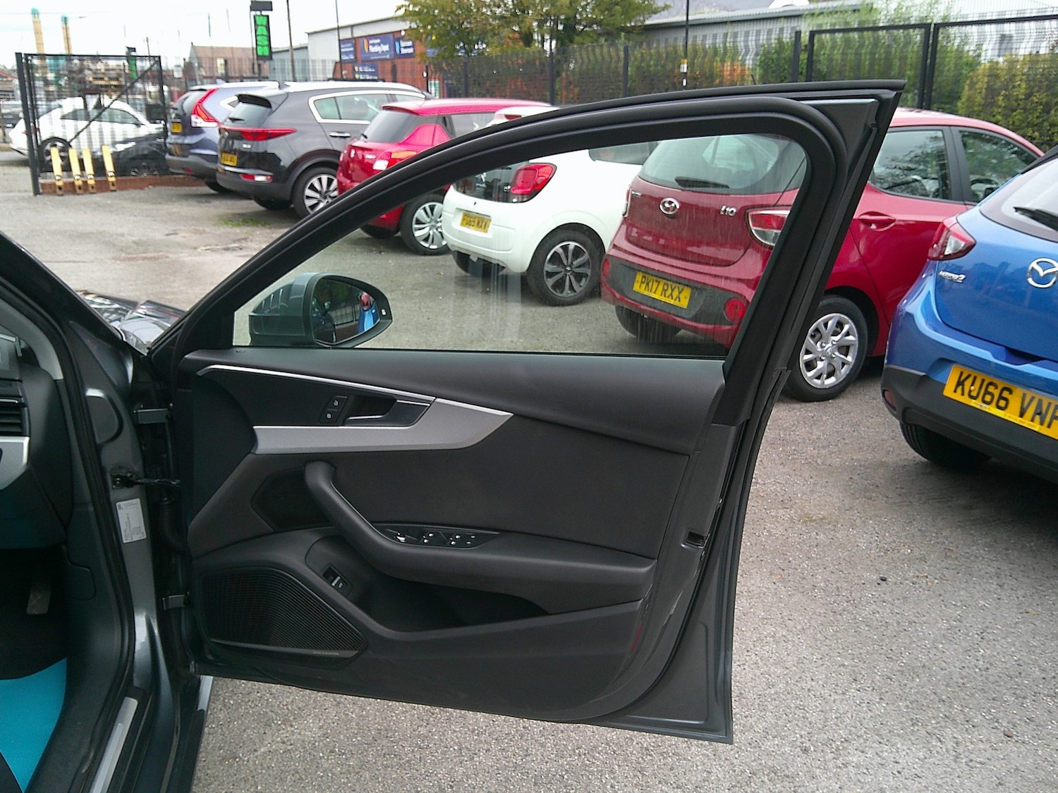 Used Audi A4 2016 for sale - 76268489: Photo 18