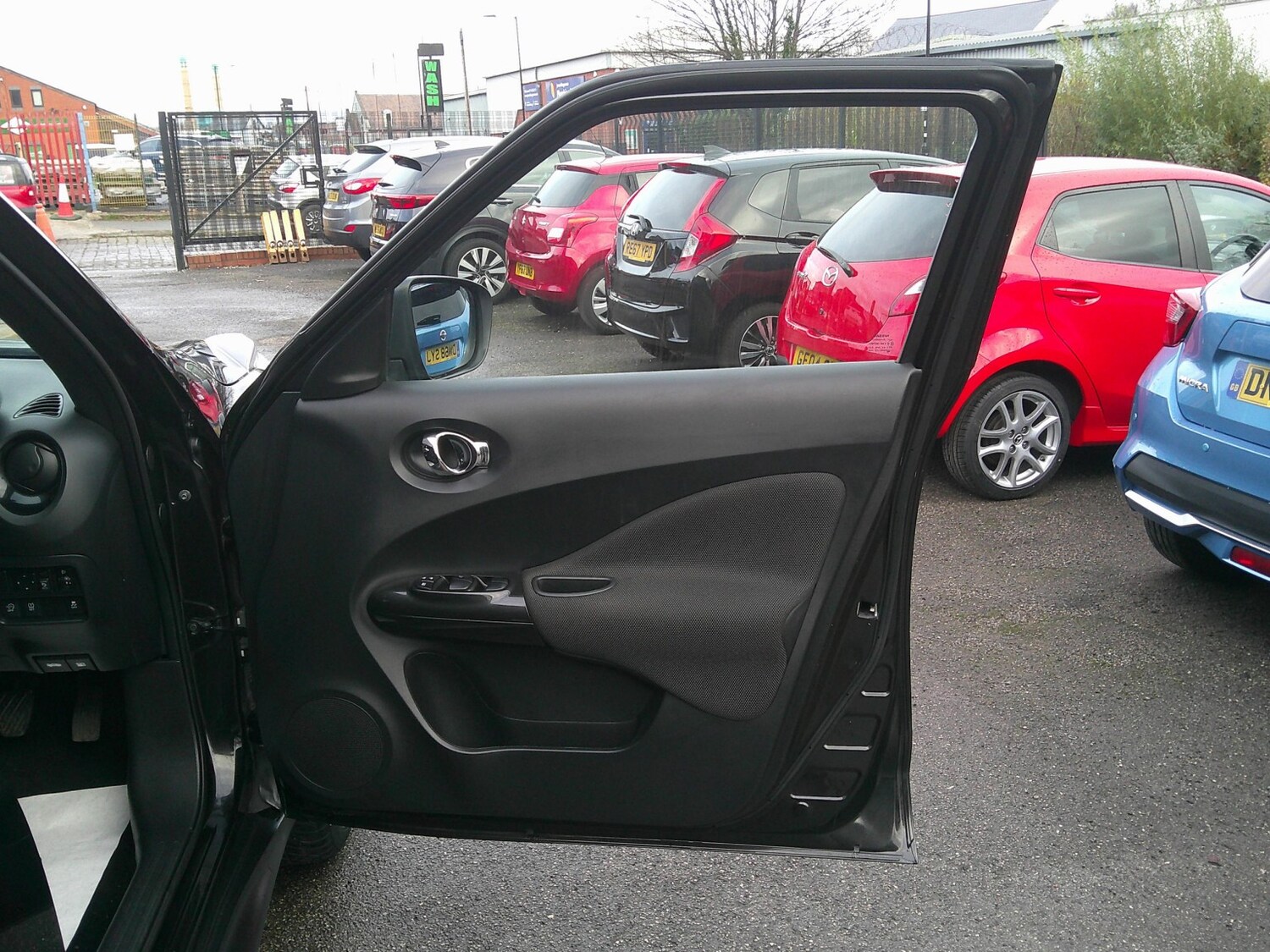 Used Nissan Juke 2017 for sale - 76837101: Photo 16