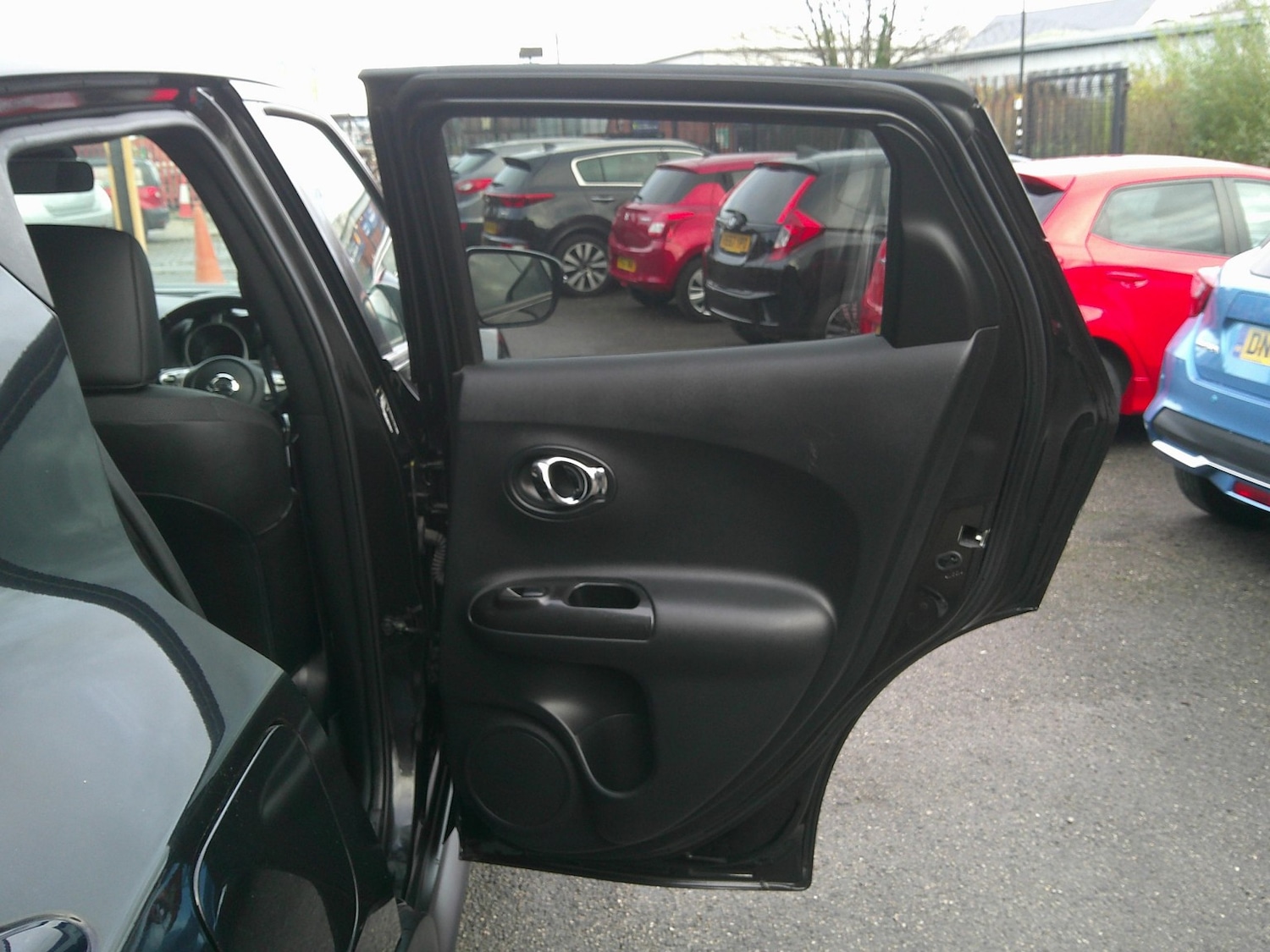 Used Nissan Juke 2017 for sale - 76837101: Photo 17