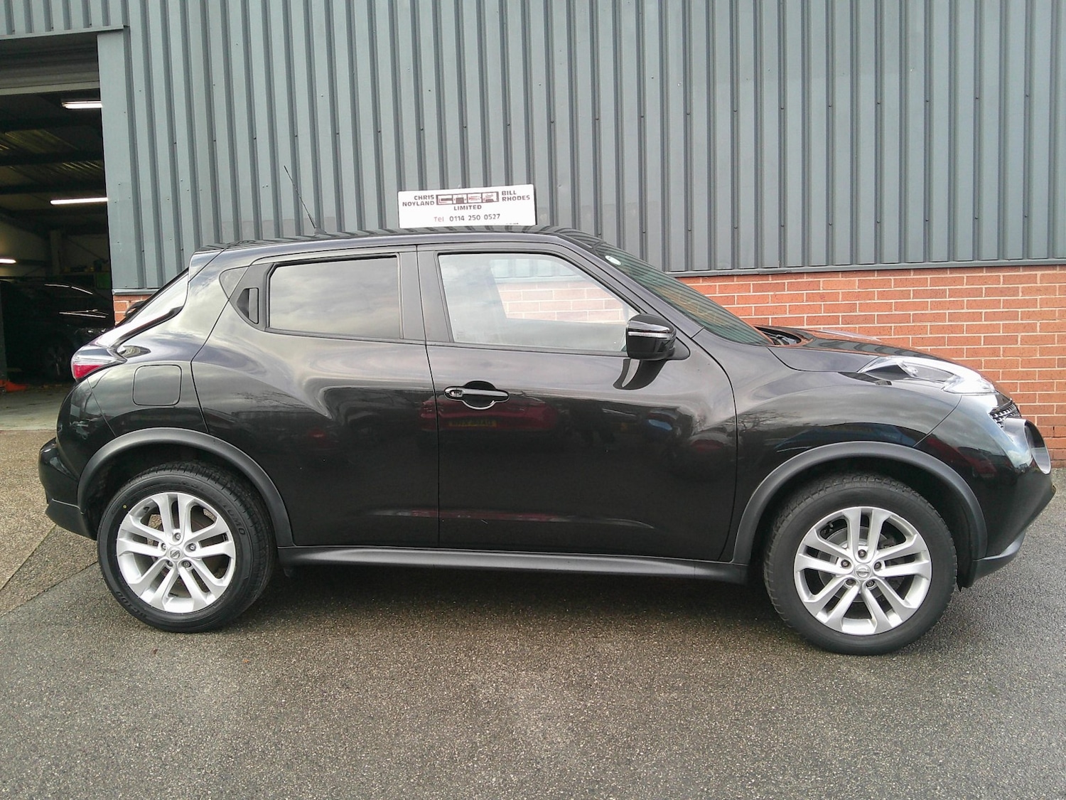 Used Nissan Juke 2017 for sale - 76837101: Photo 2