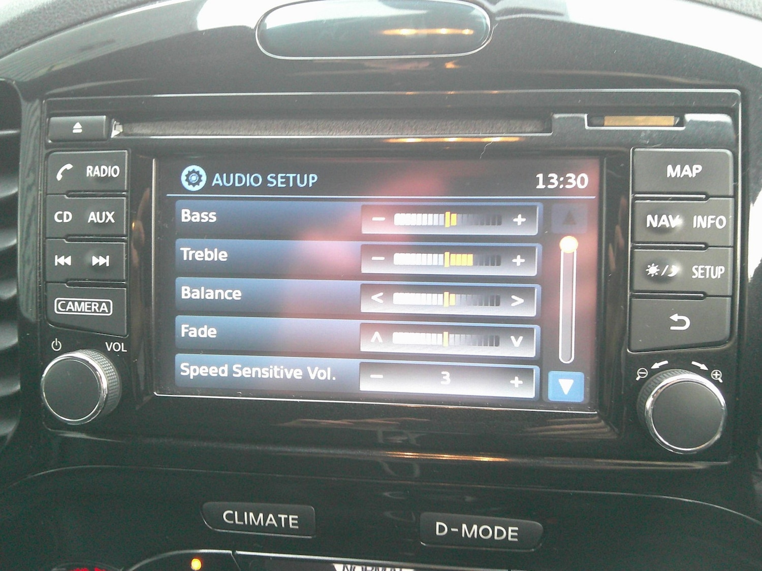 Used Nissan Juke 2017 for sale - 76837101: Photo 28