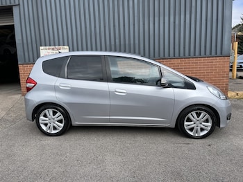 Used Honda Jazz 2015 for sale - 79211342: Photo