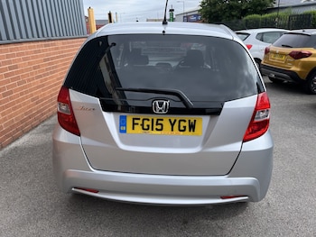 Used Honda Jazz 2015 for sale - 79211342: Photo