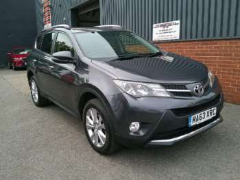 2013 - 2.2 D-4D Invincible 5-Door