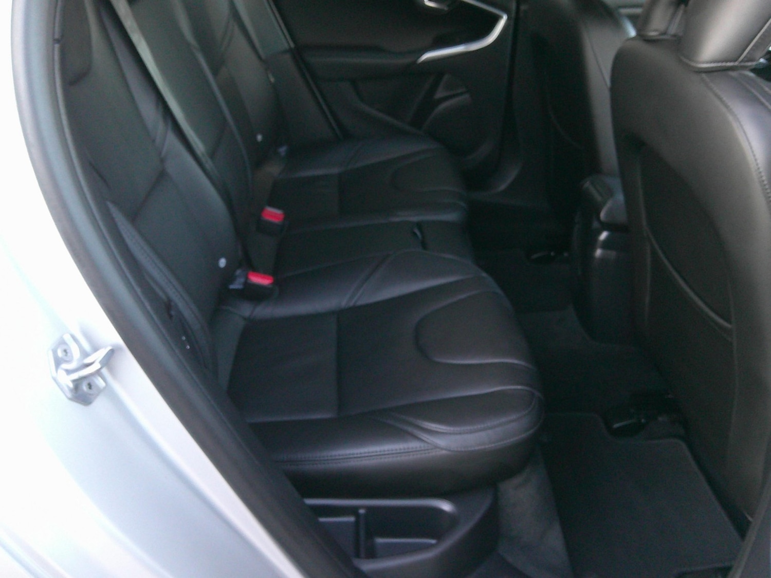 Used Volvo V40 2018 for sale - 76656217: Photo 19