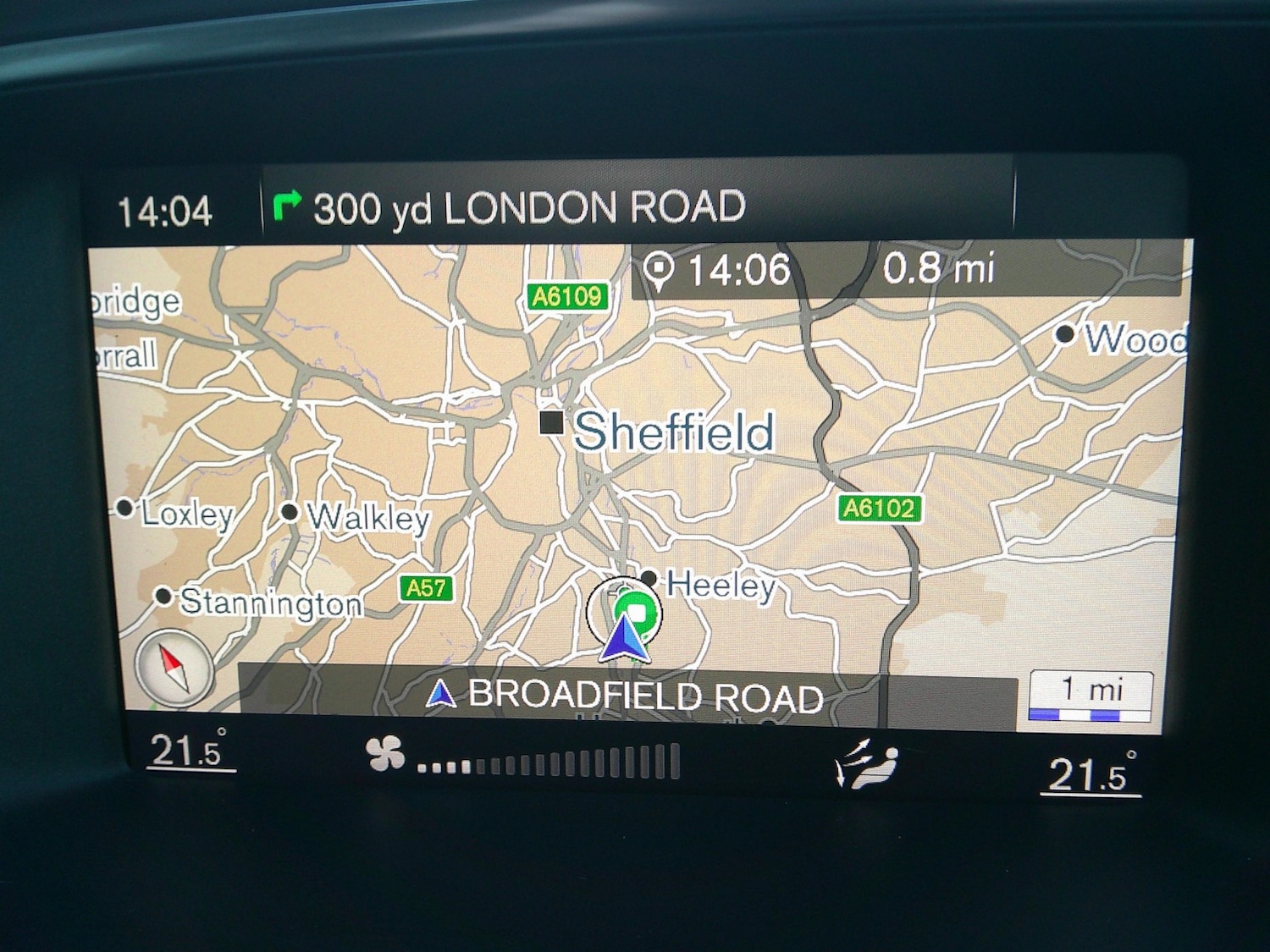 Used Volvo V40 2018 for sale - 76656217: Photo 28