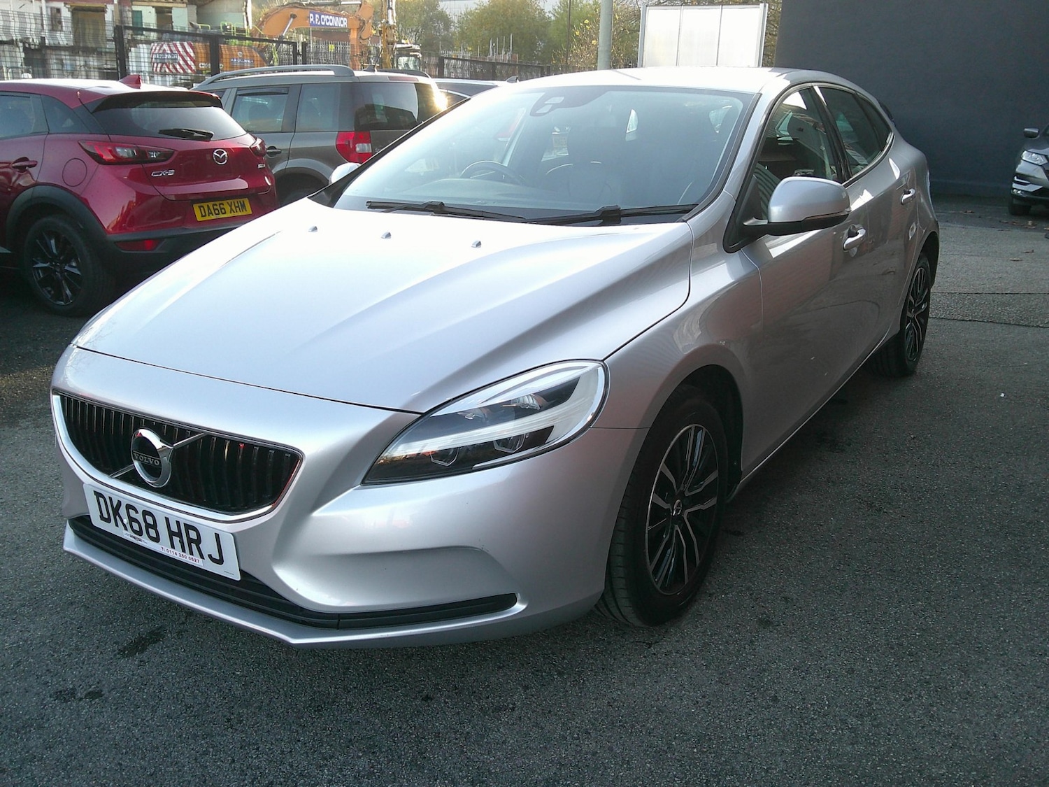 Used Volvo V40 2018 for sale - 76656217: Photo 6