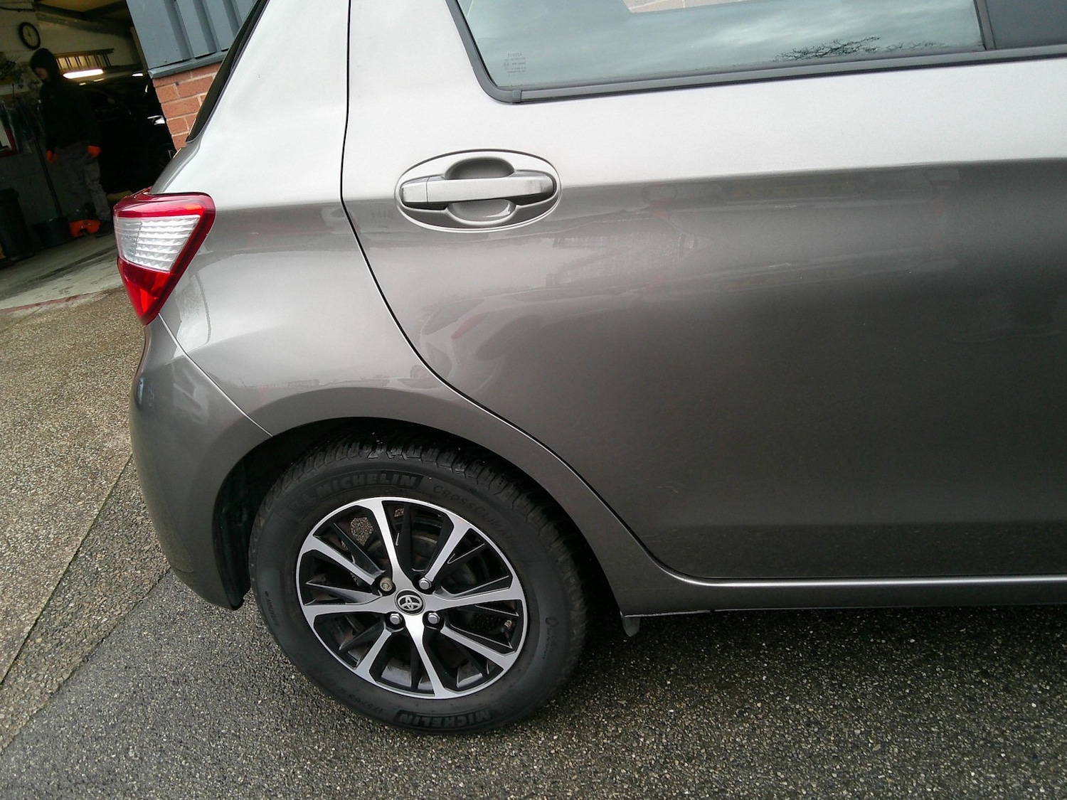 Used Toyota Yaris 2017 for sale - 76911015: Photo 10