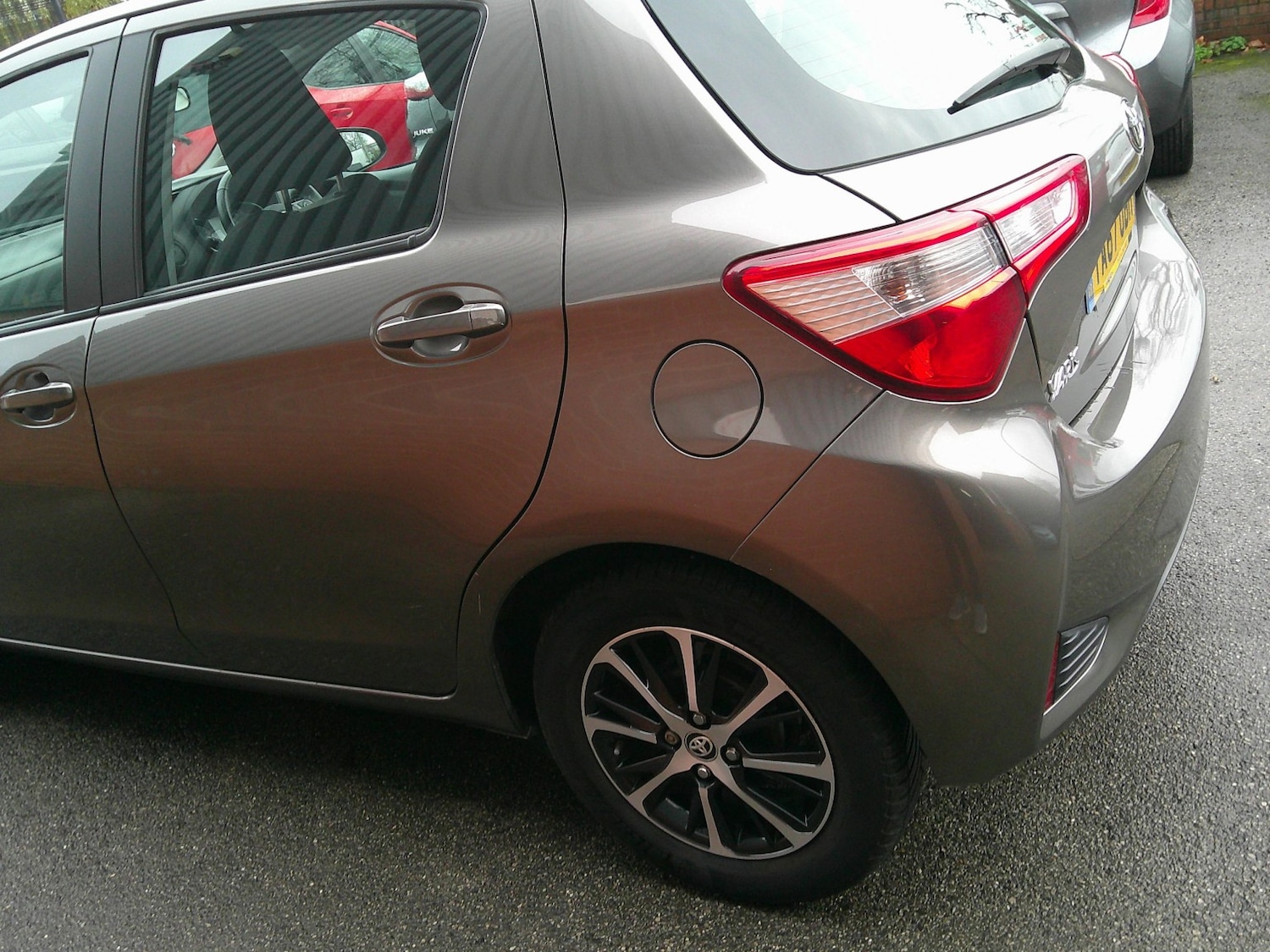 Used Toyota Yaris 2017 for sale - 76911015: Photo 11