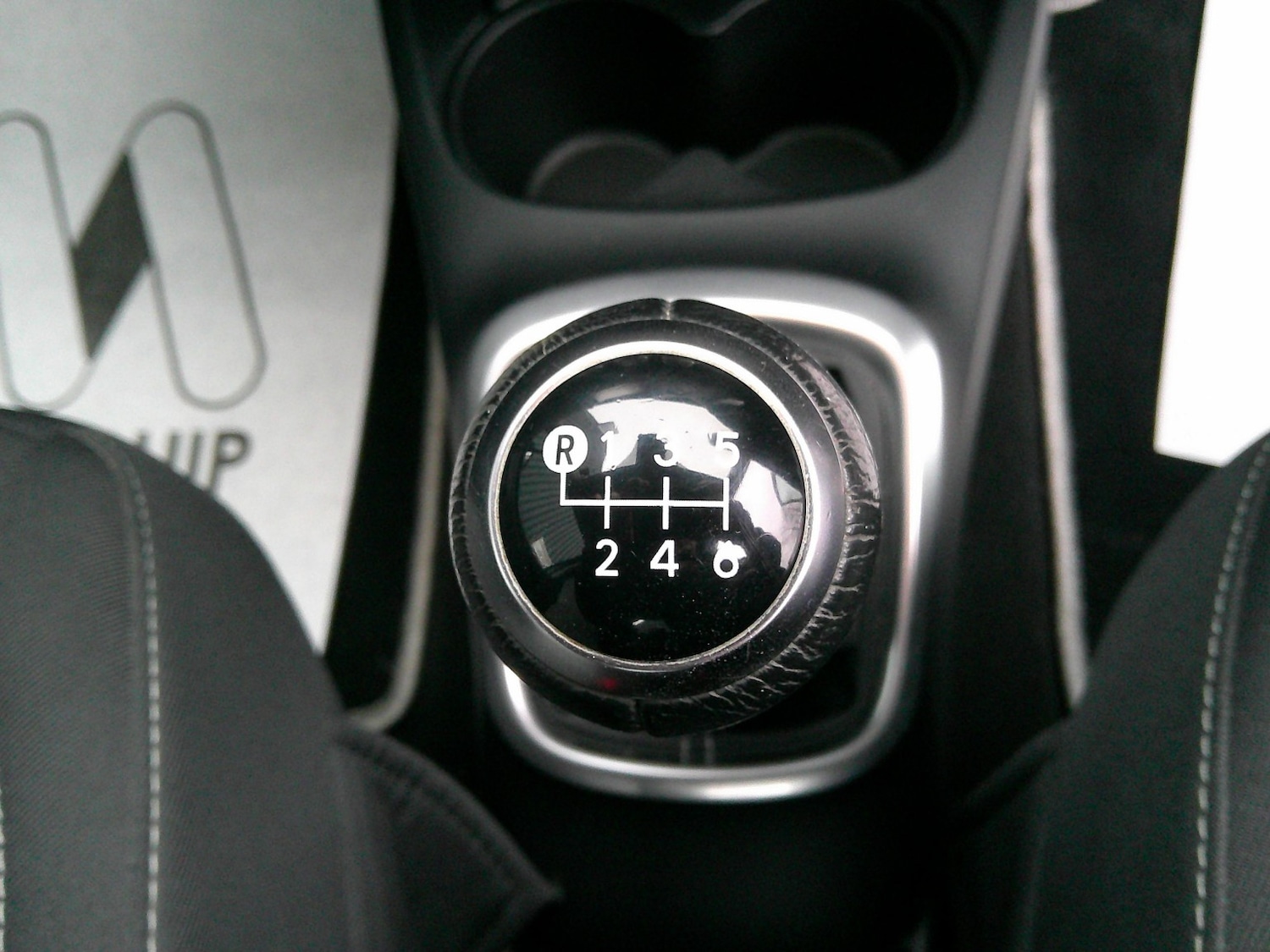 Used Toyota Yaris 2017 for sale - 76911015: Photo 36