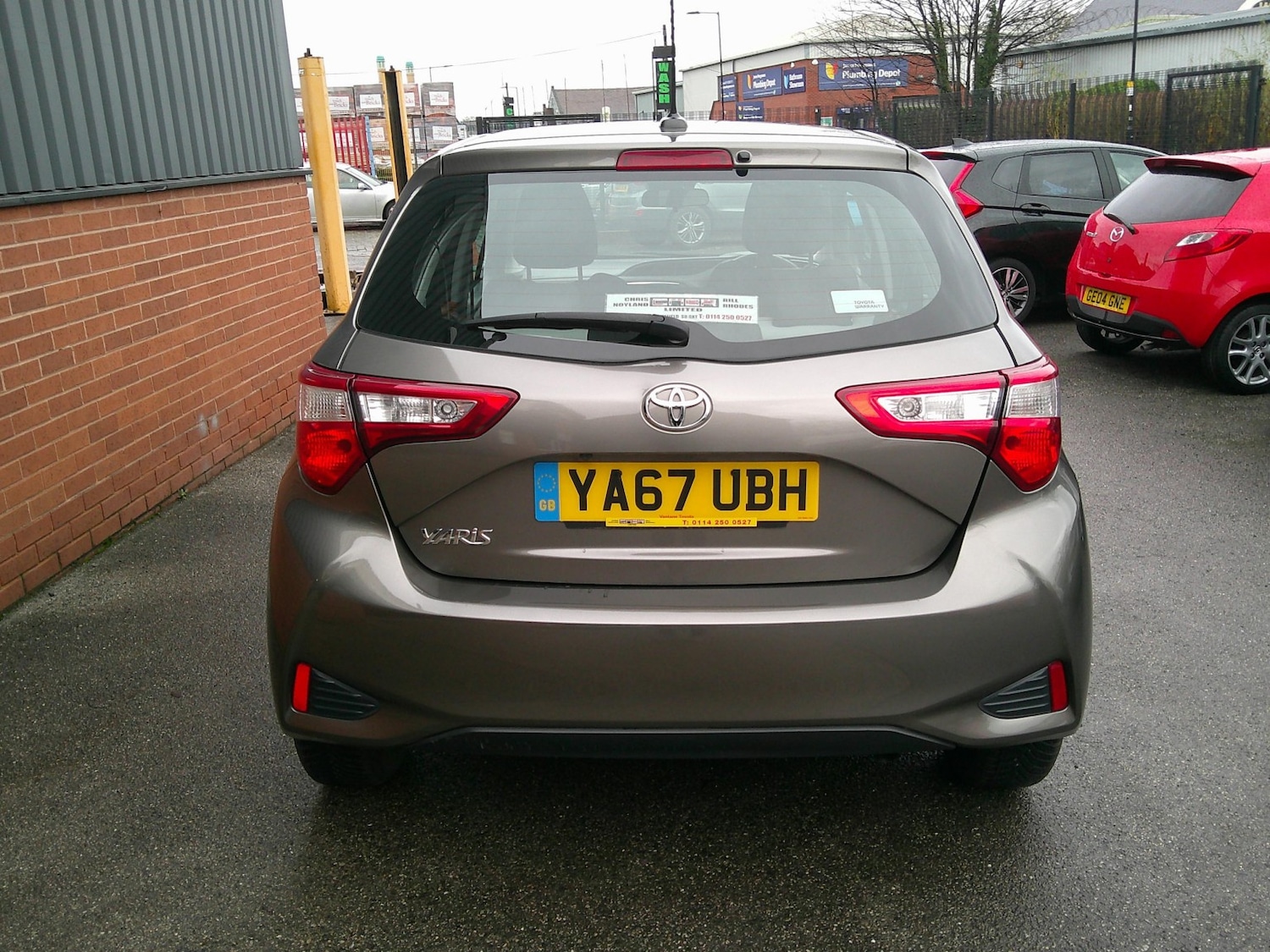 Used Toyota Yaris 2017 for sale - 76911015: Photo 4