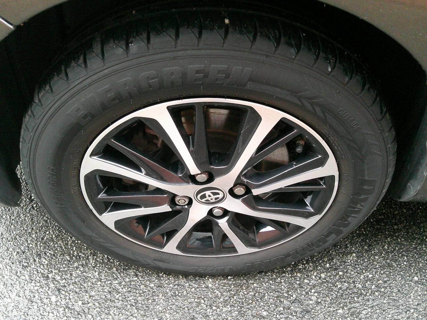 Used Toyota Yaris 2017 for sale - 76911015: Photo 45