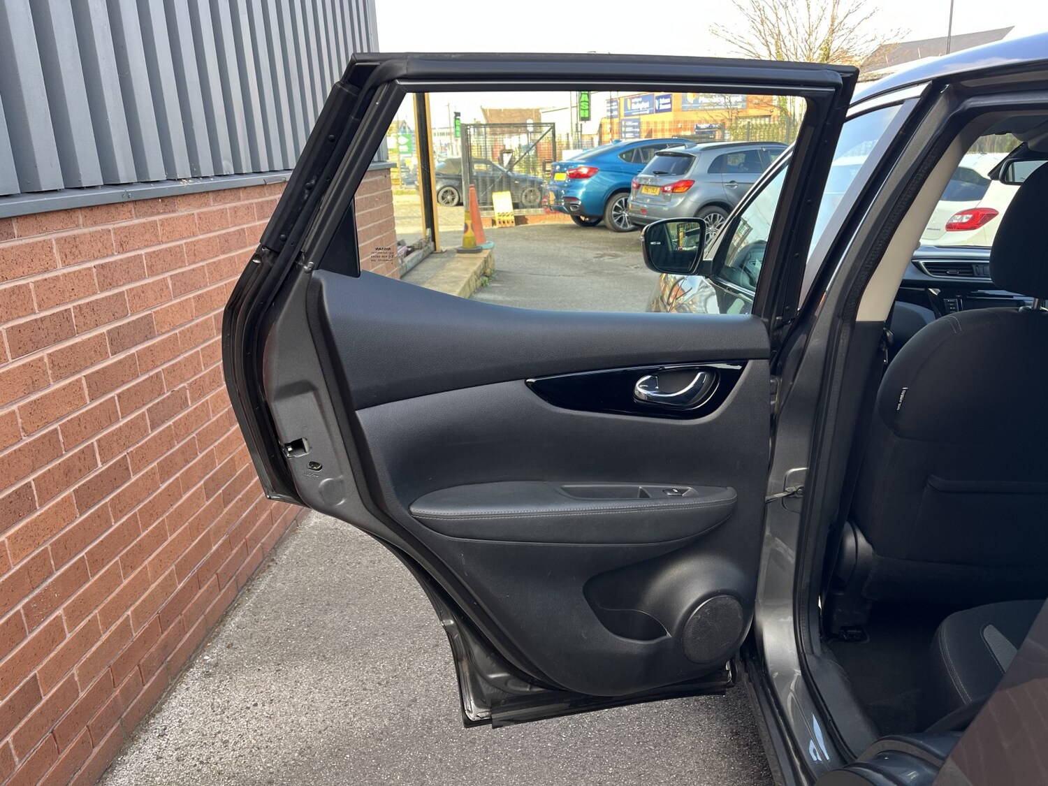 Used Nissan Qashqai 2019 for sale - 78112101: Photo 15