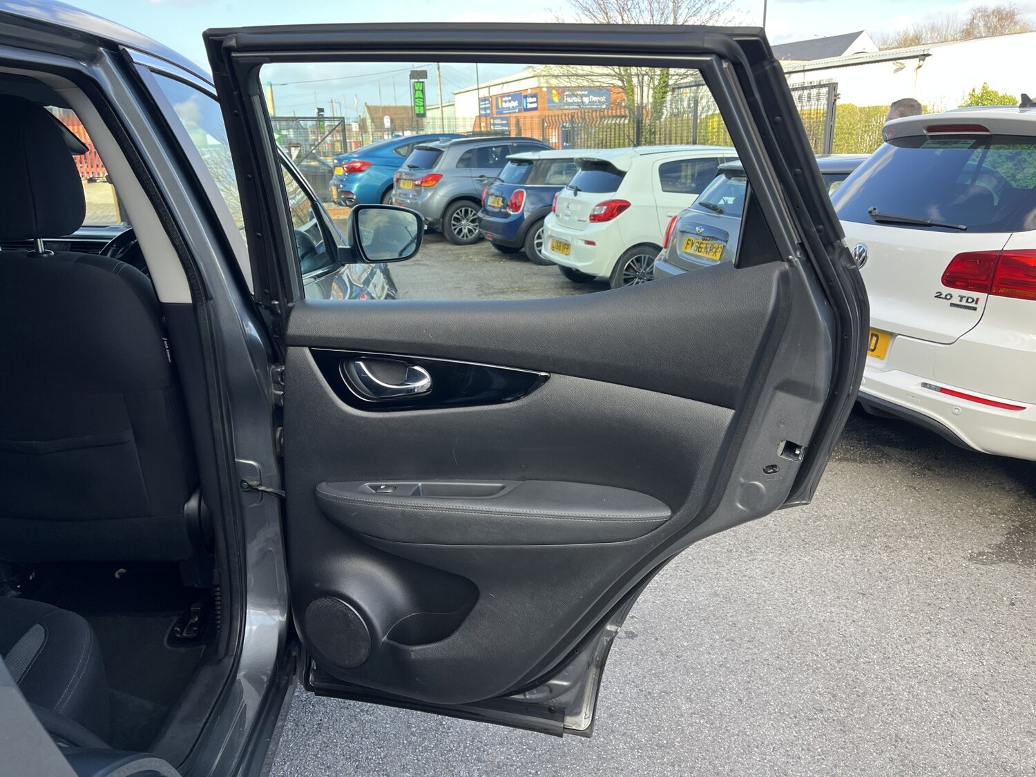 Used Nissan Qashqai 2019 for sale - 78112101: Photo 17