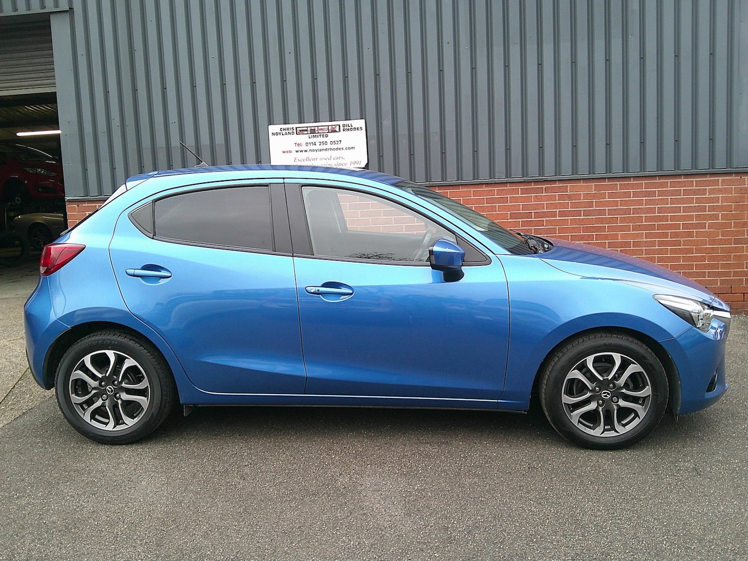 Used Mazda Mazda2 2016 for sale - 77213460: Photo 2