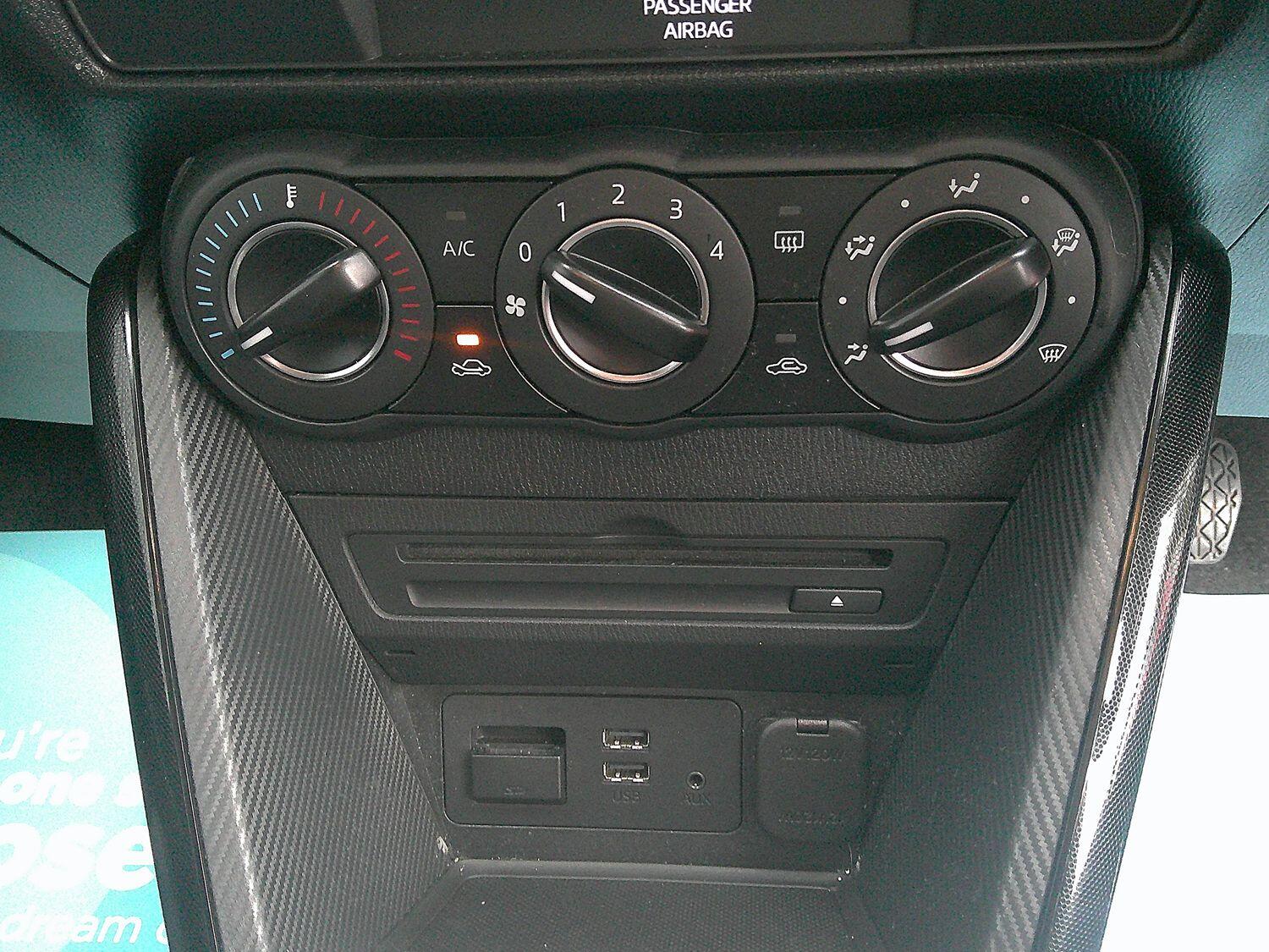Used Mazda Mazda2 2016 for sale - 76128934: Photo 35