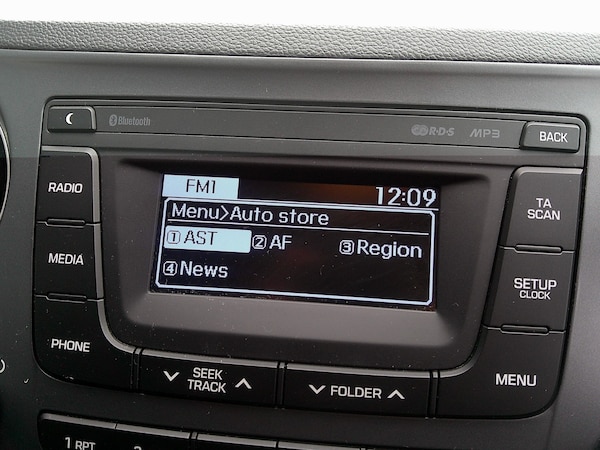 Used Hyundai i10 2017 for sale - 76281374: Photo 28