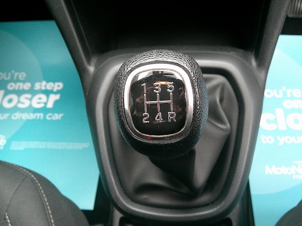 Used Hyundai i10 2017 for sale - 76281374: Photo 33